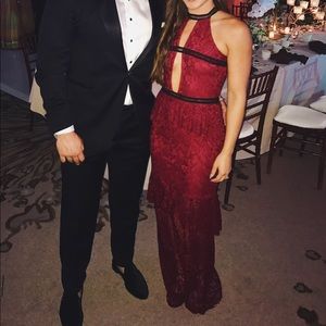 Red lace maxi dress - Pretty Little Thing